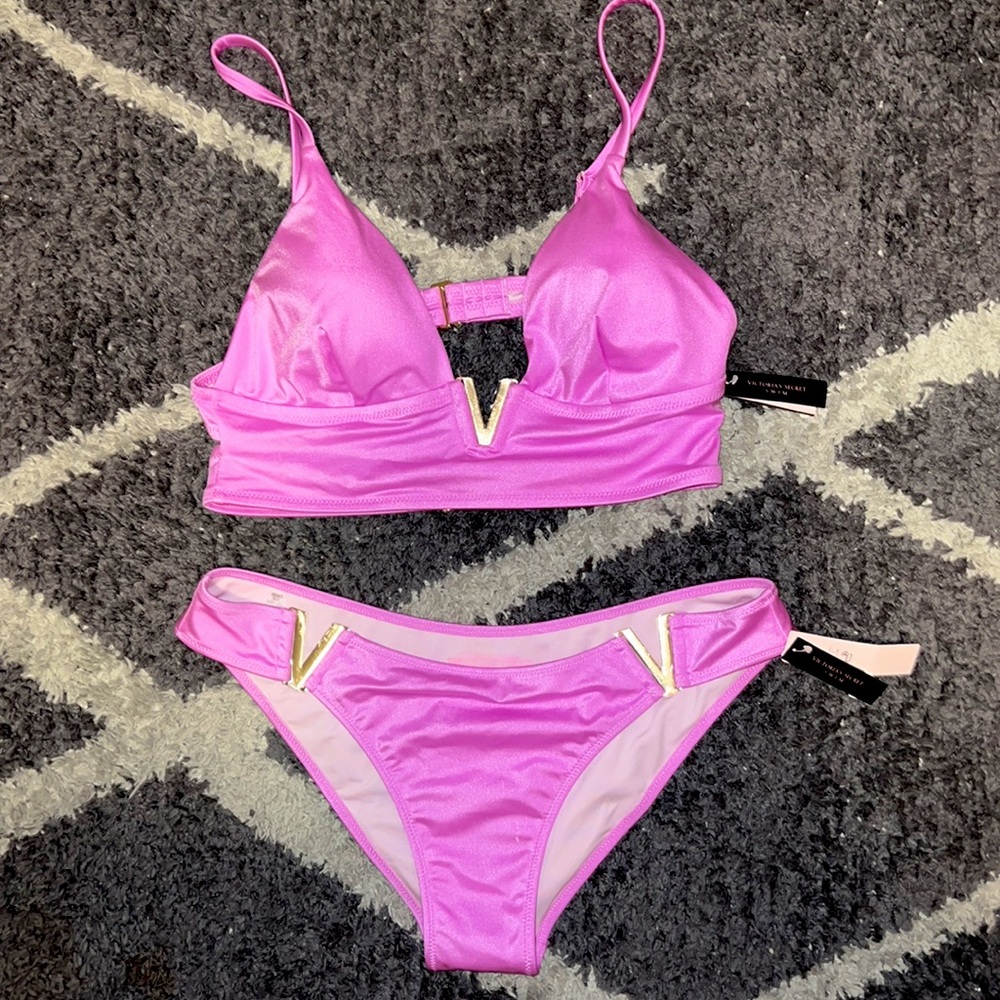 Victoria’s Secret swimsuit set